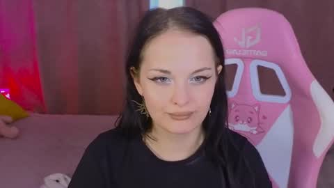 Molly online show from July 14, 1:58 pm
