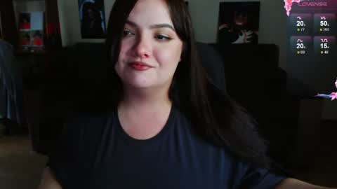 Mollly online show from August 13, 2:42 pm