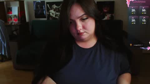 Mollly online show from August 14, 9:57 am