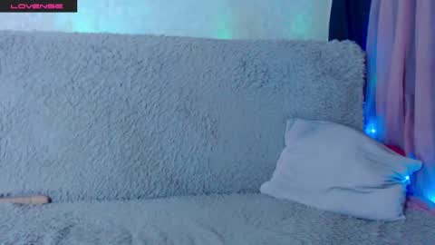 Molly1sex online show from July 14, 9:13 am