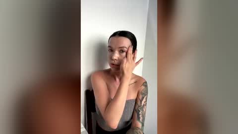 Molly online show from July 6, 6:16 am