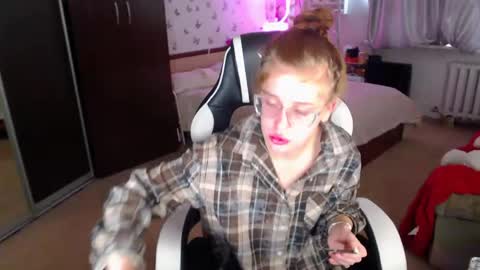 Molly TIP to vibe lush in my pussy Prvt is open online show from April 30, 4:04 am