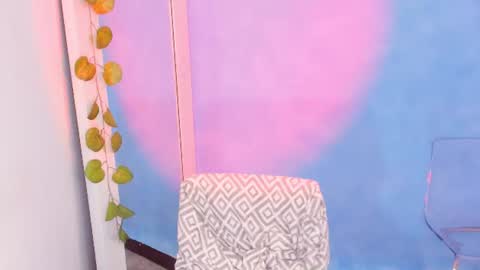 molly_cm online show from August 7, 8:20 pm
