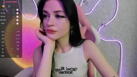 Molly - online show from July 21, 2:59 am