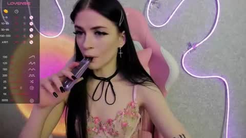 Molly - online show from July 26, 3:44 am