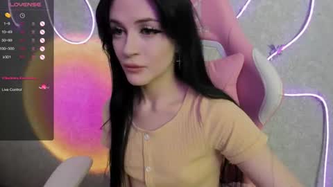 Molly - online show from August 1, 4:29 am
