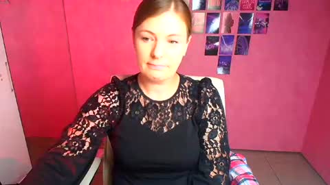 Molly online show from July 30, 12:01 pm
