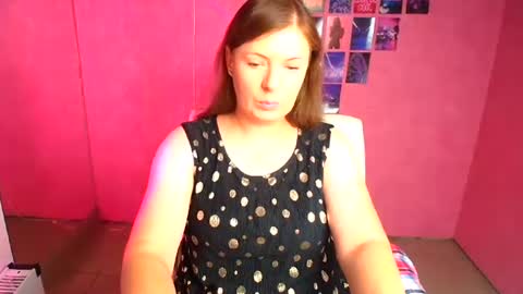 Molly online show from August 9, 1:01 pm