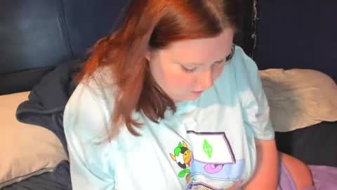 molly_moons online show from August 10, 6:20 pm
