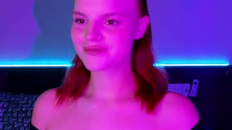 Molly online show from July 31, 6:35 pm