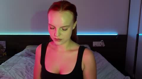 Molly online show from August 7, 1:16 am