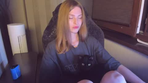 mollydangerous online show from August 7, 6:41 pm