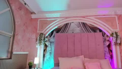 MollyDoll online show from July 30, 12:56 pm