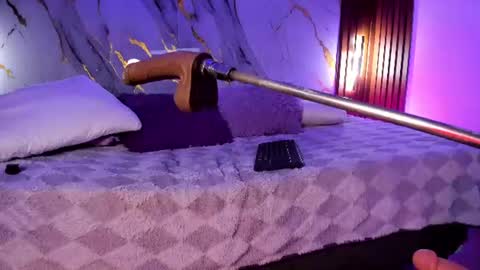 Molly online show from August 10, 11:50 pm
