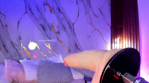 Molly online show from August 11, 5:42 am
