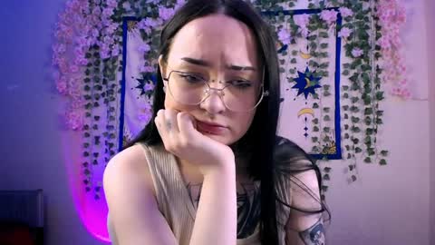 mollymeooww online show from April 11, 6:24 am