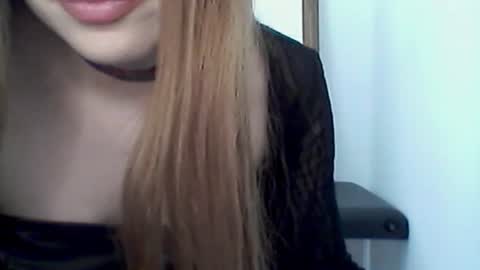 Molly online show from August 14, 6:11 pm