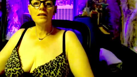 MollySun Nina Randmann online show from July 17, 5:13 pm