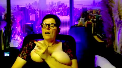 MollySun Nina Randmann online show from August 6, 6:40 pm