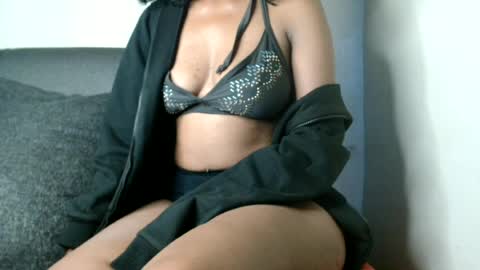 Molly online show from June 19, 3:56 pm