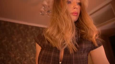 mollyymayy online show from July 28, 3:12 am