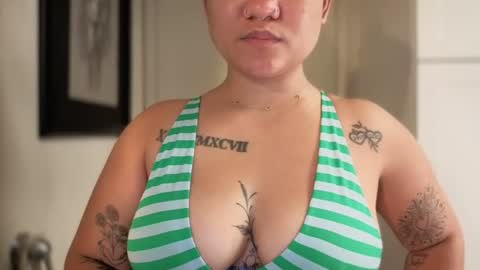 Miss G  online show from August 13, 2:53 pm