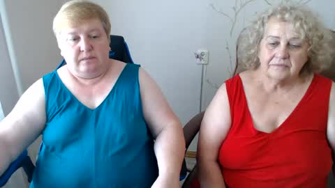 Mommy99X online show from August 5, 10:57 am