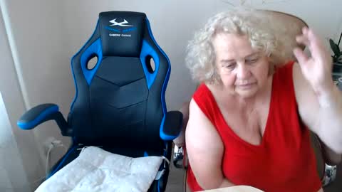 Mommy99X online show from August 5, 12:03 pm