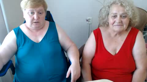 Mommy99X online show from August 5, 1:09 pm
