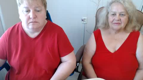 Mommy99X online show from August 12, 7:33 am