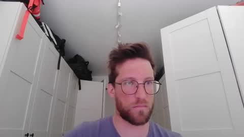 moms_little_monster online show from April 23, 8:51 am