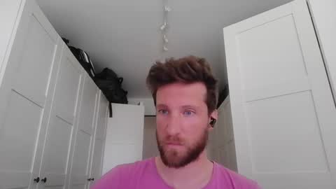 moms_little_monster online show from May 4, 8:41 am