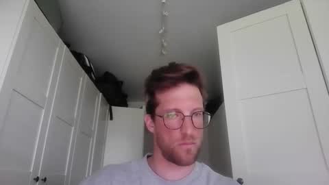 moms_little_monster online show from May 11, 9:11 am