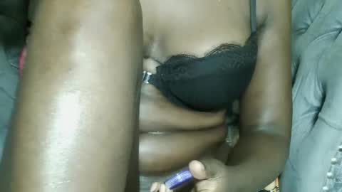 mon cherrie1  online show from August 15, 3:38 pm