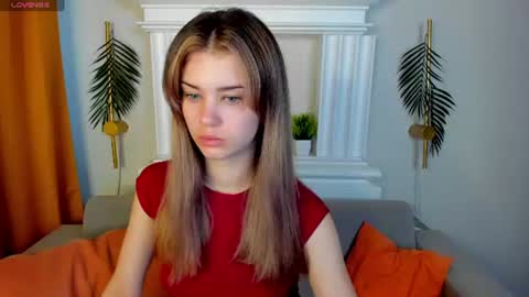 Mona online show from August 10, 1:29 am