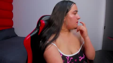 Monaa Sexy online show from June 12, 3:57 am