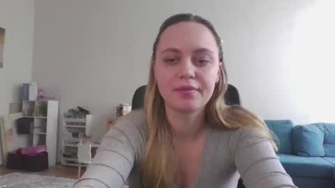 monarise online show from April 14, 9:39 am