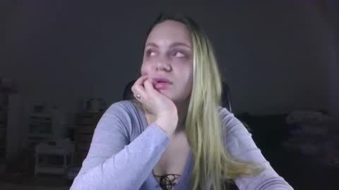 monarise online show from May 2, 9:52 pm