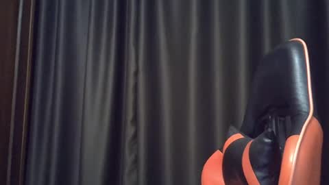 monica6445 online show from August 1, 9:10 pm