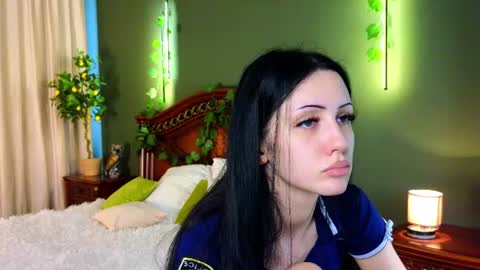 monica_lar online show from July 8, 1:04 pm