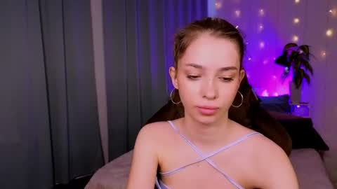 Hi  Im Monica  online show from July 19, 4:20 pm