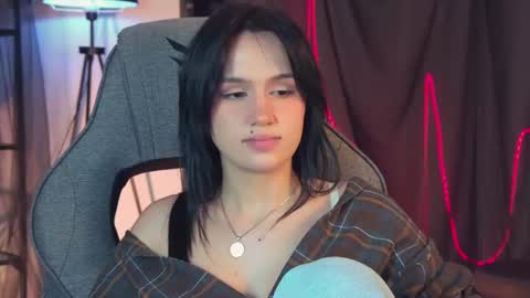 monica online show from August 5, 3:37 am