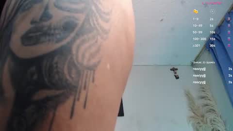 moniica_1 online show from August 13, 10:57 pm