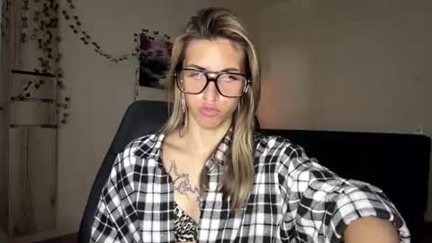 Rossy online show from August 14, 4:27 am
