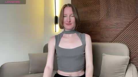 MonikaBos online show from July 18, 9:05 pm