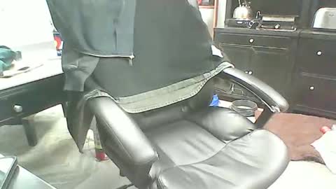 monkeypants0 online show from April 20, 5:02 pm