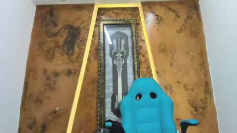 monky_0002 online show from July 9, 7:24 am