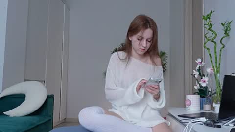 Mary online show from August 17, 9:14 am
