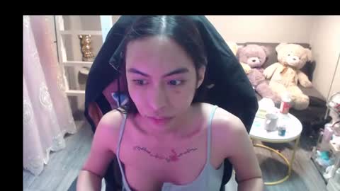 ELYSE YOUR GIRL online show from July 7, 3:16 pm