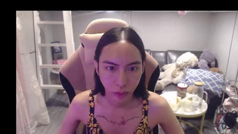 ELYSE YOUR GIRL online show from August 12, 12:07 pm
